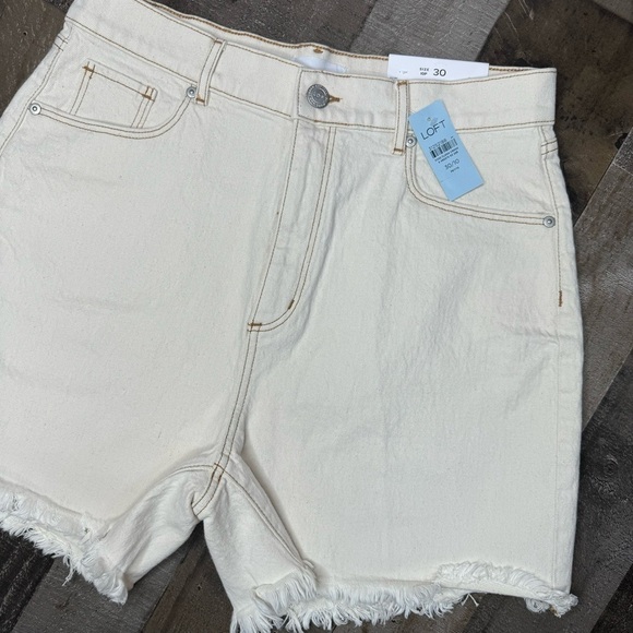 NWT LOFT Denim Shorts size 30/10 petite - Picture 5 of 10
